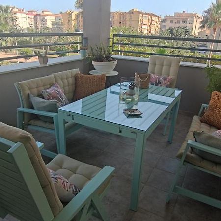 Se Alquila Habitacion Muy Luminosa Con Bano Privado En Apartamento Compartido Rincón de la Victoria Kültér fotó